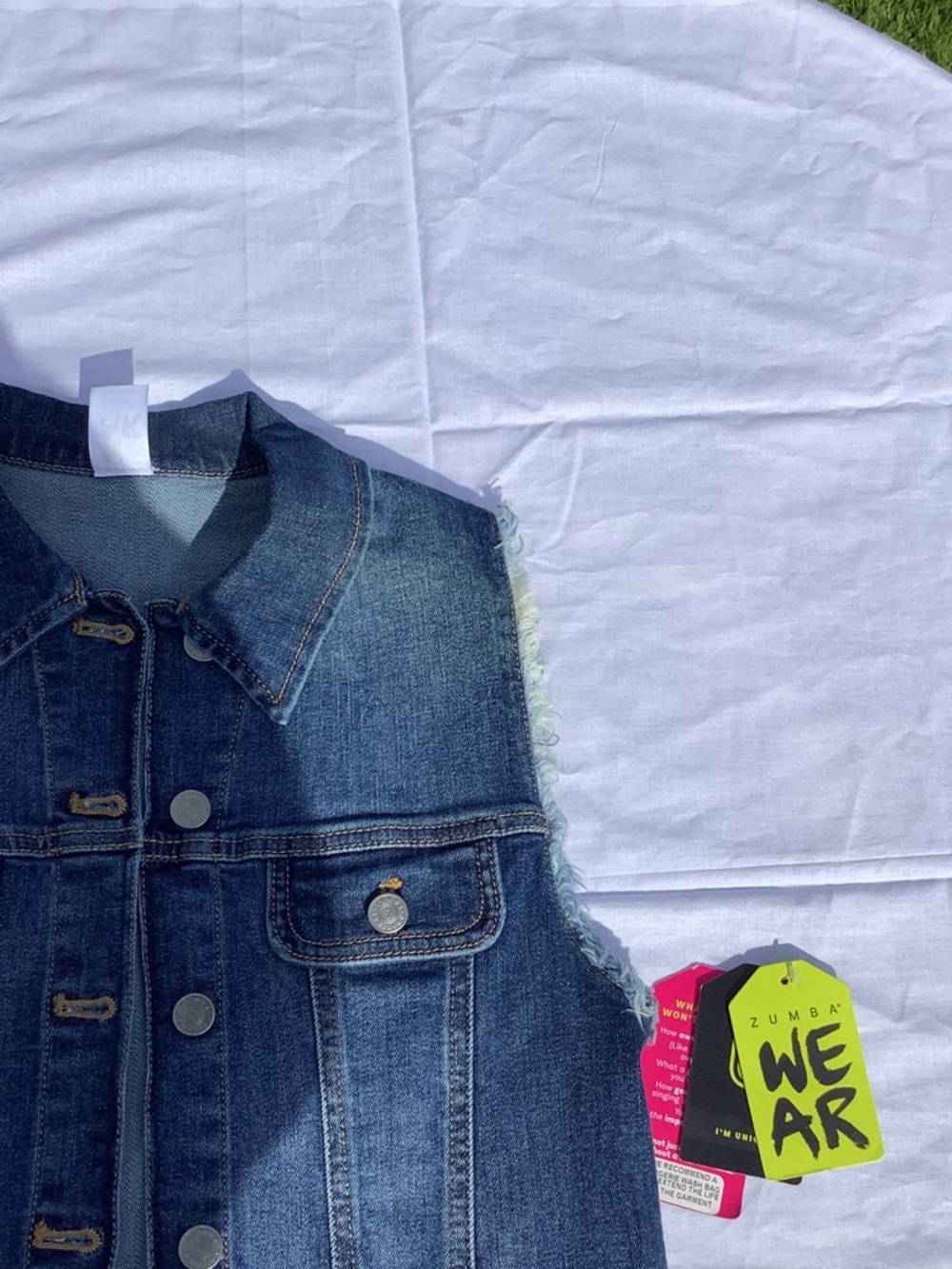 Zumba Fitness Dark Blue Denim Sleeveless Jean Jacket - Picture 7 of 10